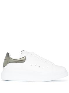 Alexander McQueen кроссовки Oversized с эффектом металлик