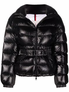 Moncler короткий пуховик с поясом