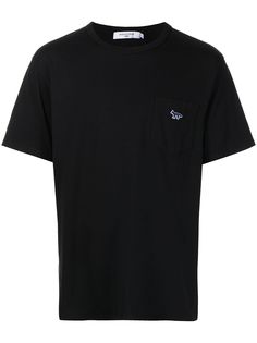 Maison Kitsuné футболка с карманом и нашивкой
