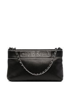Chanel Pre-Owned сумка 2003-го года с цепочкой и логотипом