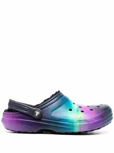 Crocs кроксы с абстрактным принтом