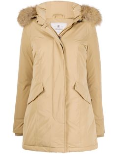 Woolrich пальто с мехом на капюшоне