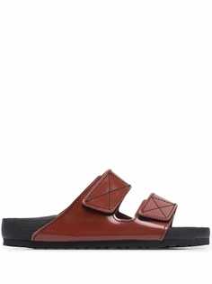 Birkenstock лакированные шлепанцы из коллаборации с Proenza Schouler