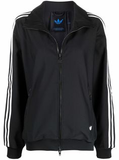 adidas куртка с контрастными полосками