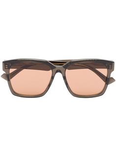 Gucci Eyewear солнцезащитные очки GG0965 в D-образной оправе