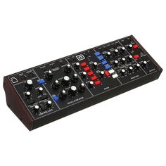 Аналоговый синтезатор BEHRINGER MODEL D