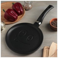 Сковорода блинная 22 см "Литая. Улыбка", несъемная ручка НЕВА металл посуда