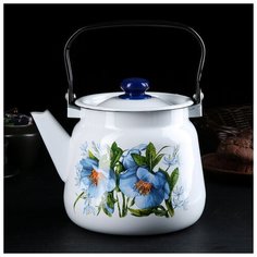 Чайник с кнопкой «Цветы синие» 3,5 л, цвет белый Сибирские товары