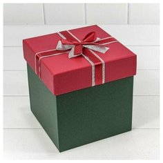 Подарочная коробка "Куб" зелёный/красный 15,5x15,5x16 Omg Gift