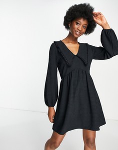 Черное фактурное платье с присборенной юбкой и воротником Miss Selfridge-Черный цвет