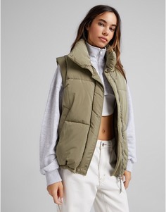 Дутый жилет цвета хаки Bershka-Зеленый цвет