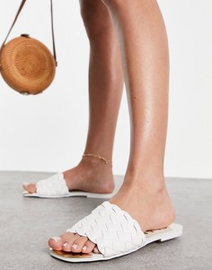 Белые плетеные сандалии River Island-Белый