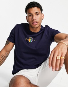 Темно-синяя футболка с логотипом с радужным гербом на груди GANT Pride Capsule-Темно-синий