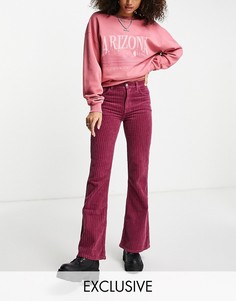 Вельветовые расклешенные джинсы малинового цвета Reclaimed Vintage Inspired 99-Розовый цвет