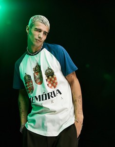 Свободная футболка в стиле колор блок с рукавами реглан и принтом спереди ASOS DESIGN-Светло-бежевый цвет