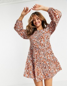 Ярусное платье с присборенной юбкой и винтажным принтом Miss Selfridge-Коричневый цвет