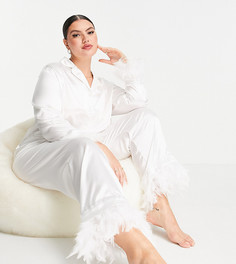 Белая атласная пижама со съемной отделкой из искусственных перьев Night Plus-Белый