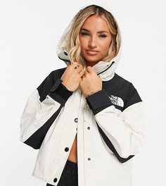 Бежевая укороченная куртка The North Face Reign On – эксклюзивно для ASOS-Белый