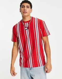 Темно-синяя футболка с логотипом-флагом по центру в вертикальную полоску Tommy Jeans-Красный