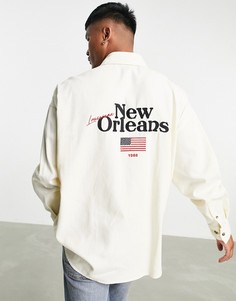 Светло-бежевая oversized-рубашка из саржи с принтом названия города на спине ASOS DESIGN-Светло-бежевый цвет