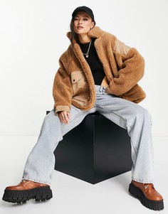 Oversized-куртка из искусственного меха под овчину с контрастными карманами Sixth June-Светло-бежевый цвет