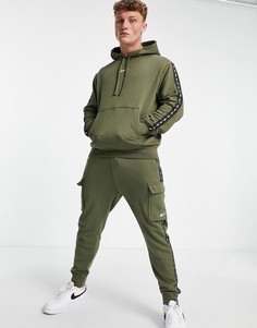 Флисовый худи цвета хаки с отделкой тесьмой Nike Repeat-Зеленый цвет