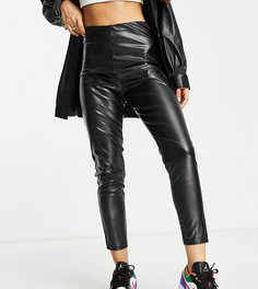 Черные леггинсы из искусственной кожи Missguided Petite-Черный цвет
