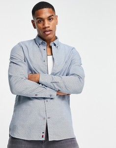 Приталенная оксфордская рубашка голубого цвета Tommy Hilfiger-Голубой