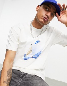 Кремовая футболка с фотографическим принтом Nike Reissue Pack-Белый