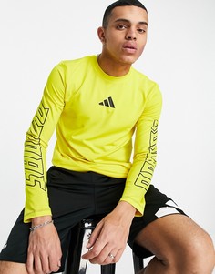 Желтый лонгслив с логотипом adidas Training