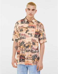 Рубашка цвета экрю с гавайским принтом Bershka-Светло-бежевый цвет
