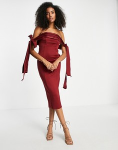 Темно-бордовое атласное платье-футляр миди с завязкой, открытыми плечами и декоративными швами ASOS DESIGN-Красный