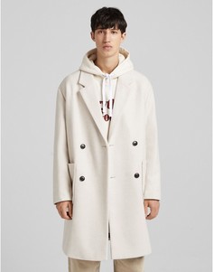 Бежевое пальто Bershka-Светло-бежевый цвет
