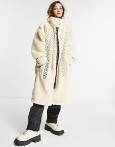 Кремовое пальто из искусственного меха с украшениями Free People Avery-Белый