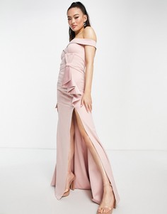 Розовое атласное платье макси с открытыми плечами Goddiva-Розовый цвет