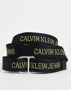 Черный ремень с D-образным кольцом и логотипом лаймового цвета Calvin Klein Jeans-Черный цвет