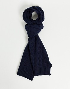 Темно-синий вязаный шарф с узором «косичка» Boardmans