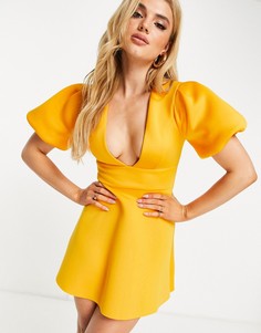 Горчичное платье мини с расклешенной юбкой, глубоким вырезом и объемными рукавами ASOS DESIGN-Желтый