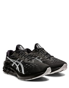 Черные кроссовки Asics Running Novablast 2-Черный цвет