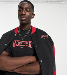 Черная футболка с графическим принтом логотипа Reebok – эксклюзивно для ASOS-Черный цвет