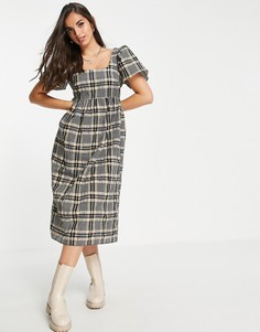Платье миди из жатого материала в клетку с пышными рукавами Miss Selfridge-Коричневый цвет