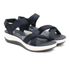 Сандалии женские Clarks Arla Gracie 26159149 синие 38 EU