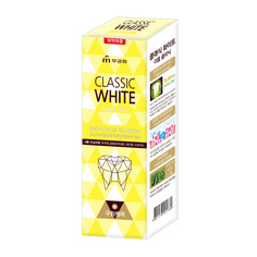 Зубная паста Classic White отбеливающая с ароматом мяты и ментола 110г