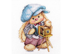 Набор для вышивания Алиса Зайка Ми. Фотограф