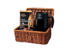 Кофе Cafe Esmeralda молотый C 250 г и термокружка, в корзине