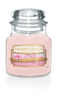 Свеча ароматическая Yankee Candle Blush Bouquet/ Пудровый букет 25-40 ч