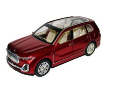 Металлическая машинка BMW X7 цв. красный No Brand