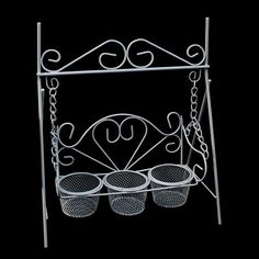 Металлические качели с тремя плетёными горшочками, белая Scrap Berrys