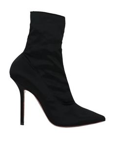 Полусапоги и высокие ботинки Vetements