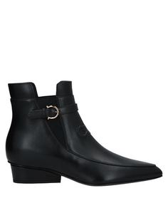 Полусапоги и высокие ботинки Salvatore Ferragamo